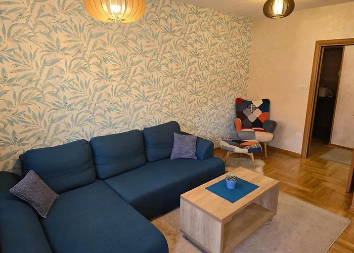 Centro Lux アパート