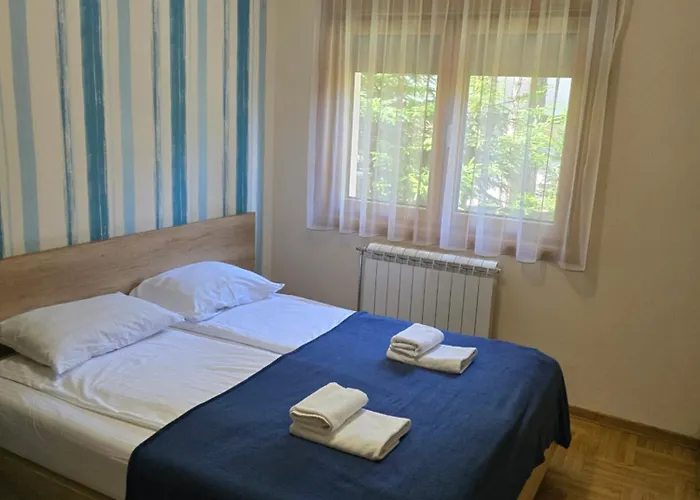 Centro Lux アパート